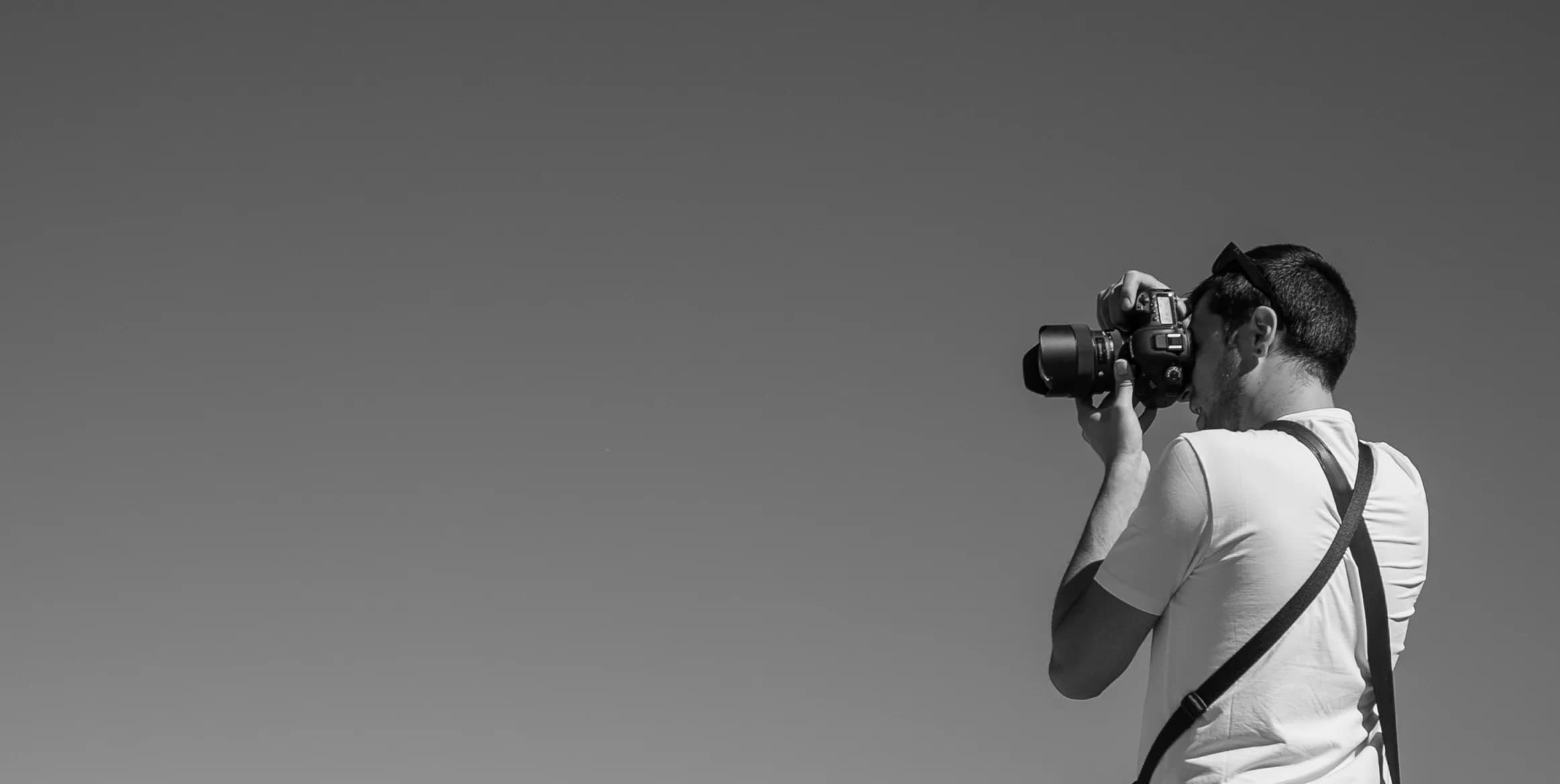 Gaëtan Maxant en train de photographier